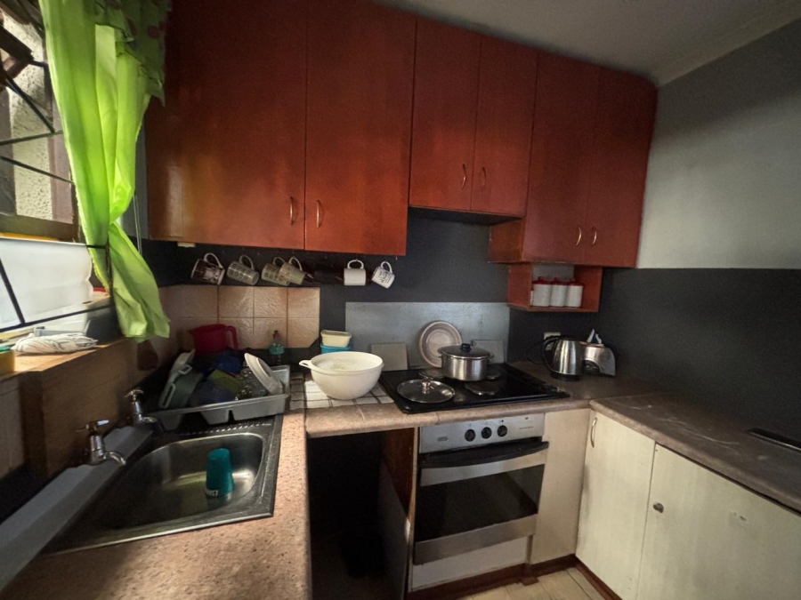 7 Bedroom Property for Sale in Beverly Park Western Cape